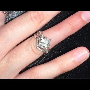 Engagement/ wedding band set